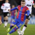 Shaquiri ante el United en la fase de grupos/vía deeyoo.com