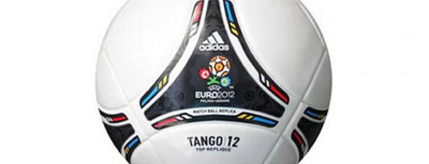 Tango 12, el balón oficial de la Eurocopa 2012