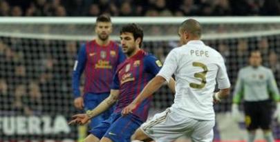 Piqué y Pepe en el Clásico / Foto: lainformacion.com
