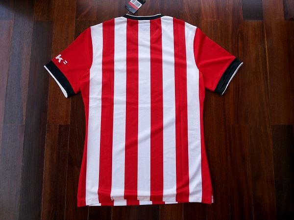 La camiseta del Athletic para la temporada 2014 - 2015