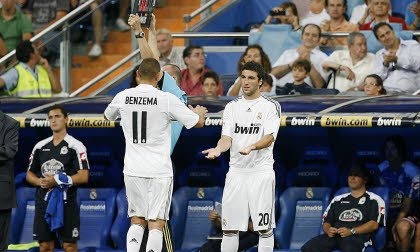 Karim Benzema/ Gonzalo Higuaín