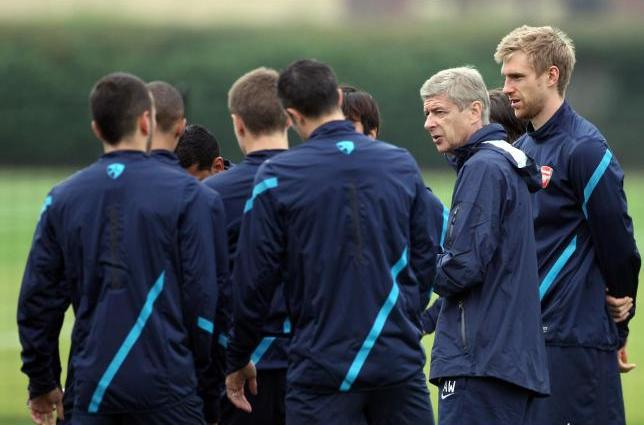 Wenger no encuentra el triunfo. Foto:Clive Rose/Getty Images